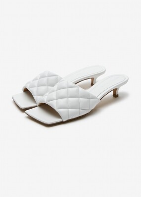 보테가베네타 여성 패딩 화이트 샌들 729764 VBRR0 9122