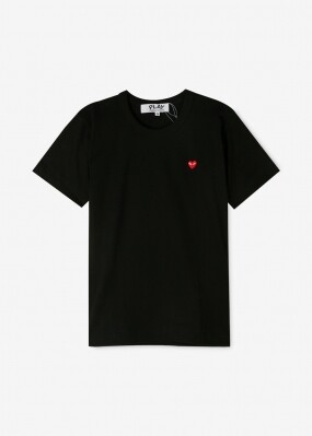 꼼데가르송 여성 미니 하트 와펜 블랙 반팔티 AZ T303 051 1