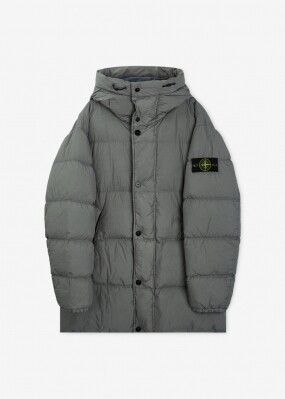 스톤아일랜드 남성 와펜 패치 도브 그레이 패딩 K2S154100012 S0A23 V006B