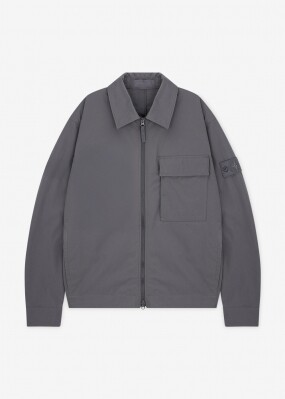 스톤아일랜드 남성 와펜 패치 다크 그레이 자켓 K2S151200018 S00F1 V0067